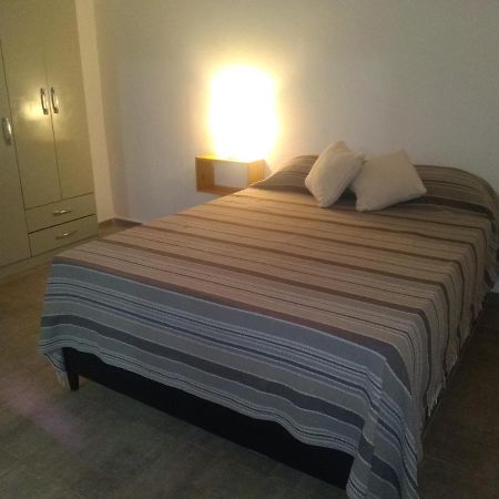 Departamento Amoblado Apartment Villa Maria Bagian luar foto